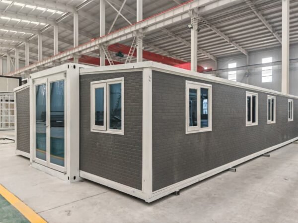 40ft Prefab Granny Flats with Modern Exterior Design